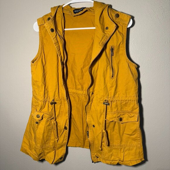 Zenana Outfitters - yellow/gold utility vest - Picture 1 of 5